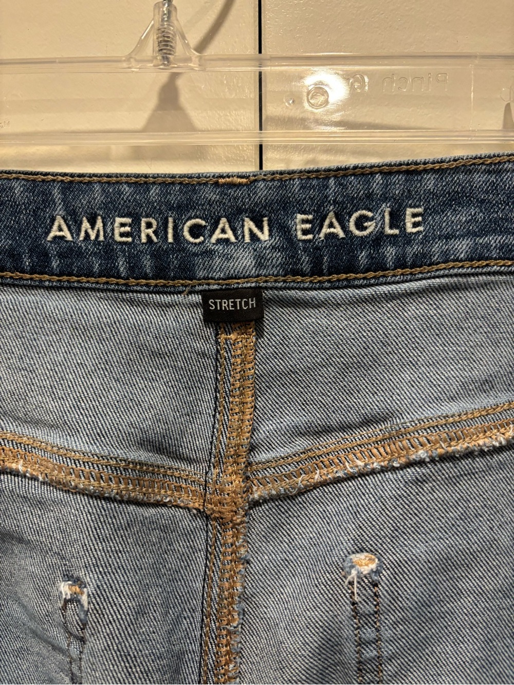 American Eagle Outfitters Light Wash Stretch Mom Jeans